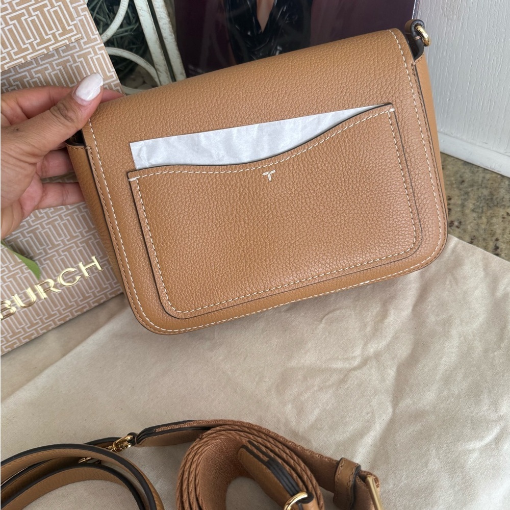 New Tory Burch Thea web flap crossbody tan - Picture 12 of 14